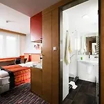 Отель Royal Park Boutique