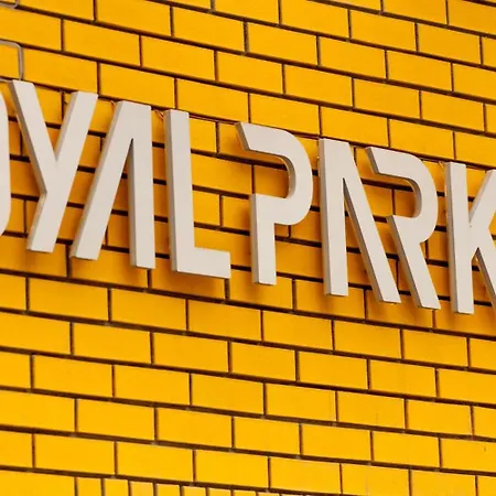Ξενοδοχείο Royal Park Boutique 4*