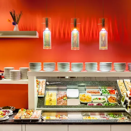 로얄 파크 부티크 호텔 4*