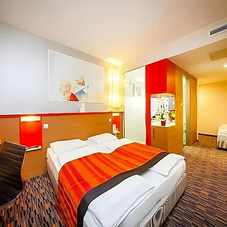 Royal Park Boutique Hotel