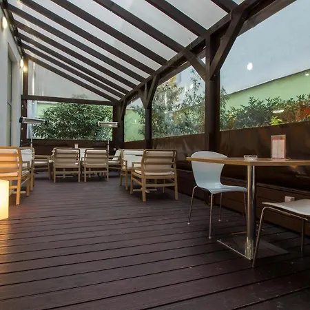 Royal Park Boutique Ξενοδοχείο 4*