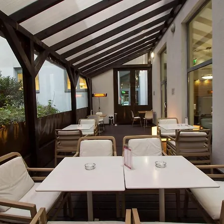 Ξενοδοχείο Royal Park Boutique 4*