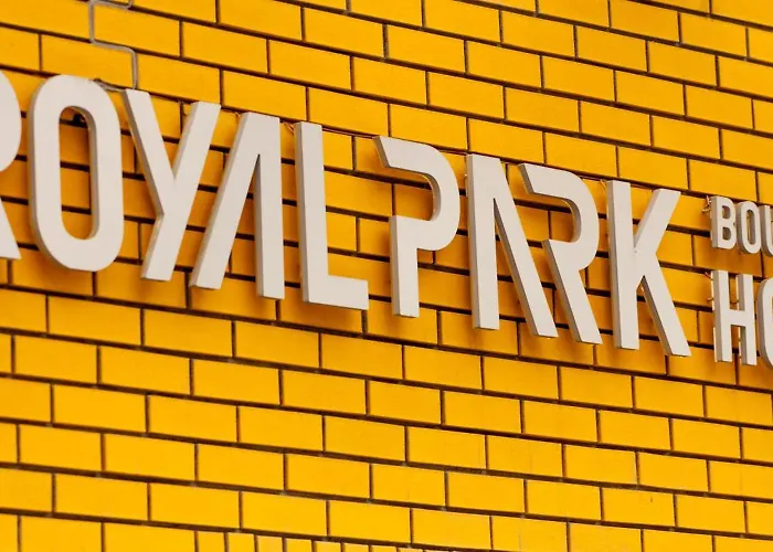 호텔 로얄 파크 부티크 4*