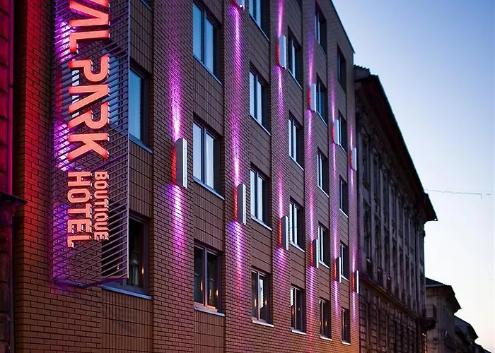 로얄 파크 부티크 호텔 4*