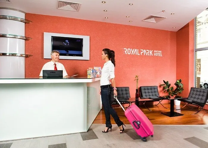로얄 파크 부티크 호텔